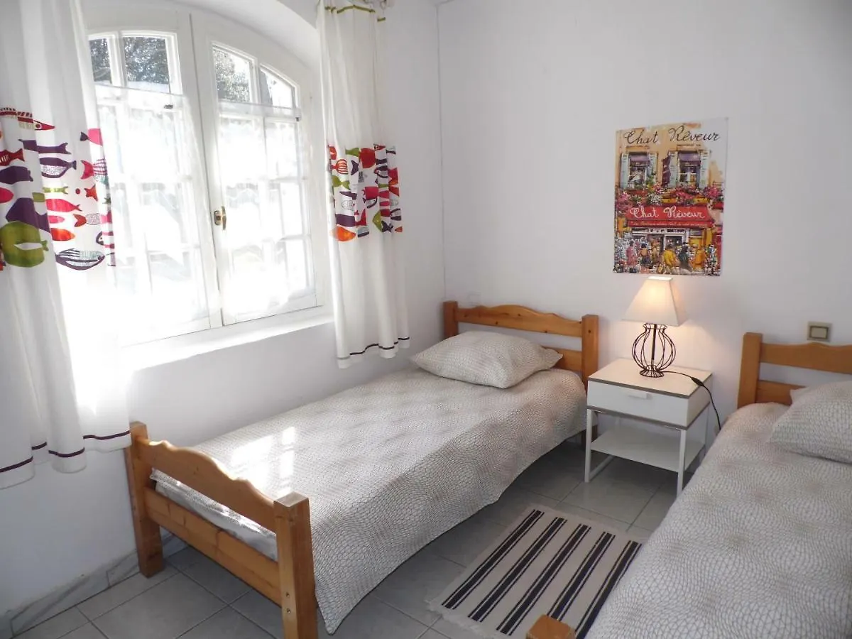 Villa 342 M2 Classee 4 Etoiles Sur 1 Ha - Provence Besse-sur-Issole Francie