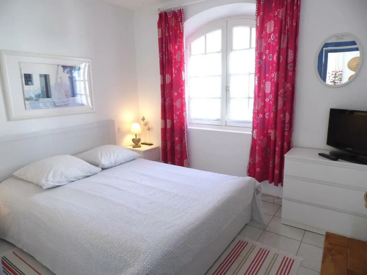 Villa 342 M2 Classee 4 Etoiles Sur 1 Ha - Provence Besse-sur-Issole 0*,