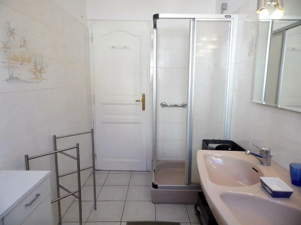 Villa 342 M2 Classee 4 Etoiles Sur 1 Ha - Provence Besse-sur-Issole